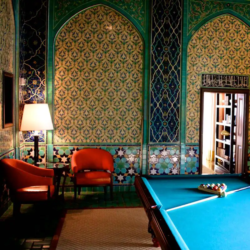 San Francisco Location Scout - Rooms with a View