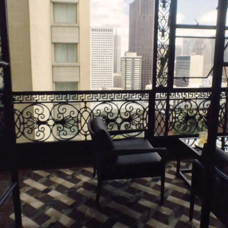 San Francisco Location Scout - Rooms with a View
